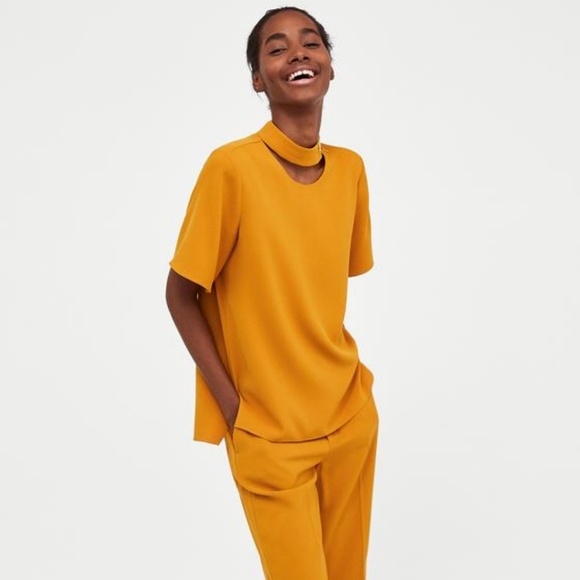 Zara Tops - TOP WITH BUTTON DETAIL WOMAN